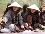 2 sisters wearing the traditional Vietnamese hat