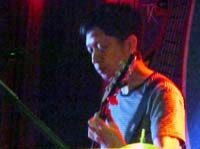  Simon Tan on bass guitar - one of the essential jazz bassists around (AMP Big Band, Rick Countryman Trio, originally from WDOUJI in the late 90's/early 2000's