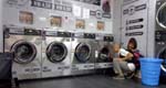 finding a coin operated laundromat in Mid Valley