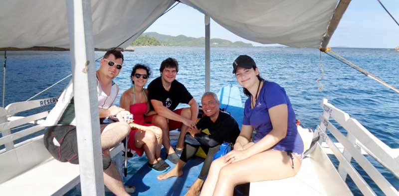 the 4 Germans off-the-mat, going Dugong search