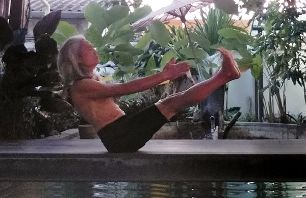 Tummo Yoga + Wim Hof Breathing + Full-Body Muscle Contraction